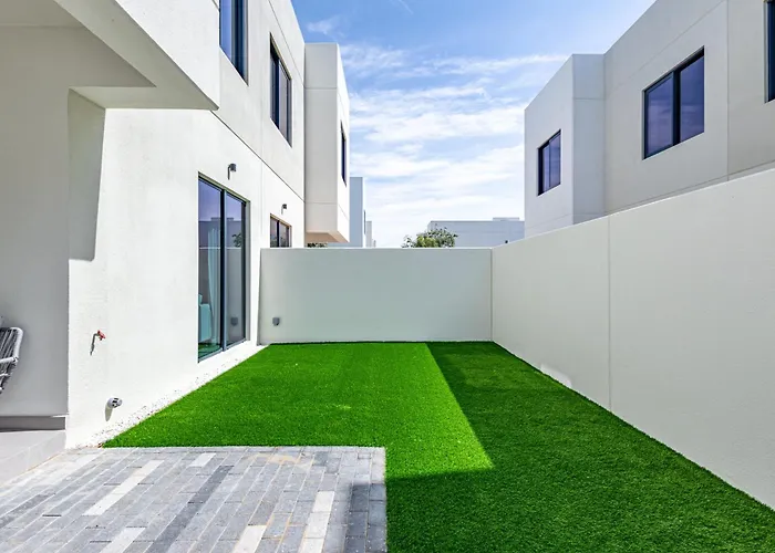 Elegant Family Villa With Bbq In The Heart Of Yas Near Yas Circuit - Formula 1 - Ferrari World - Sea World - Warner Brothers