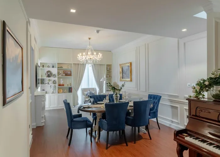 Abu Dhabi 4Br Villa - Victorian-Inspired Stay